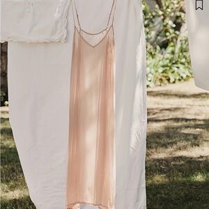 Doen- Long Deep V Neck Slip